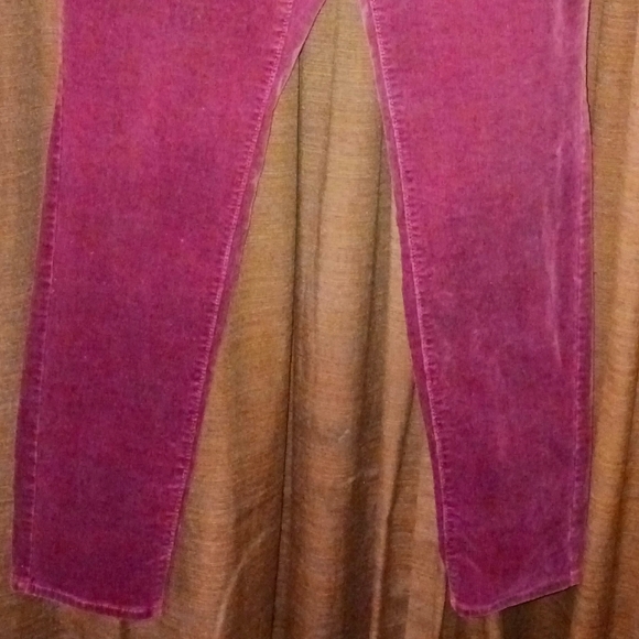 Loft - Picture 2 of 6